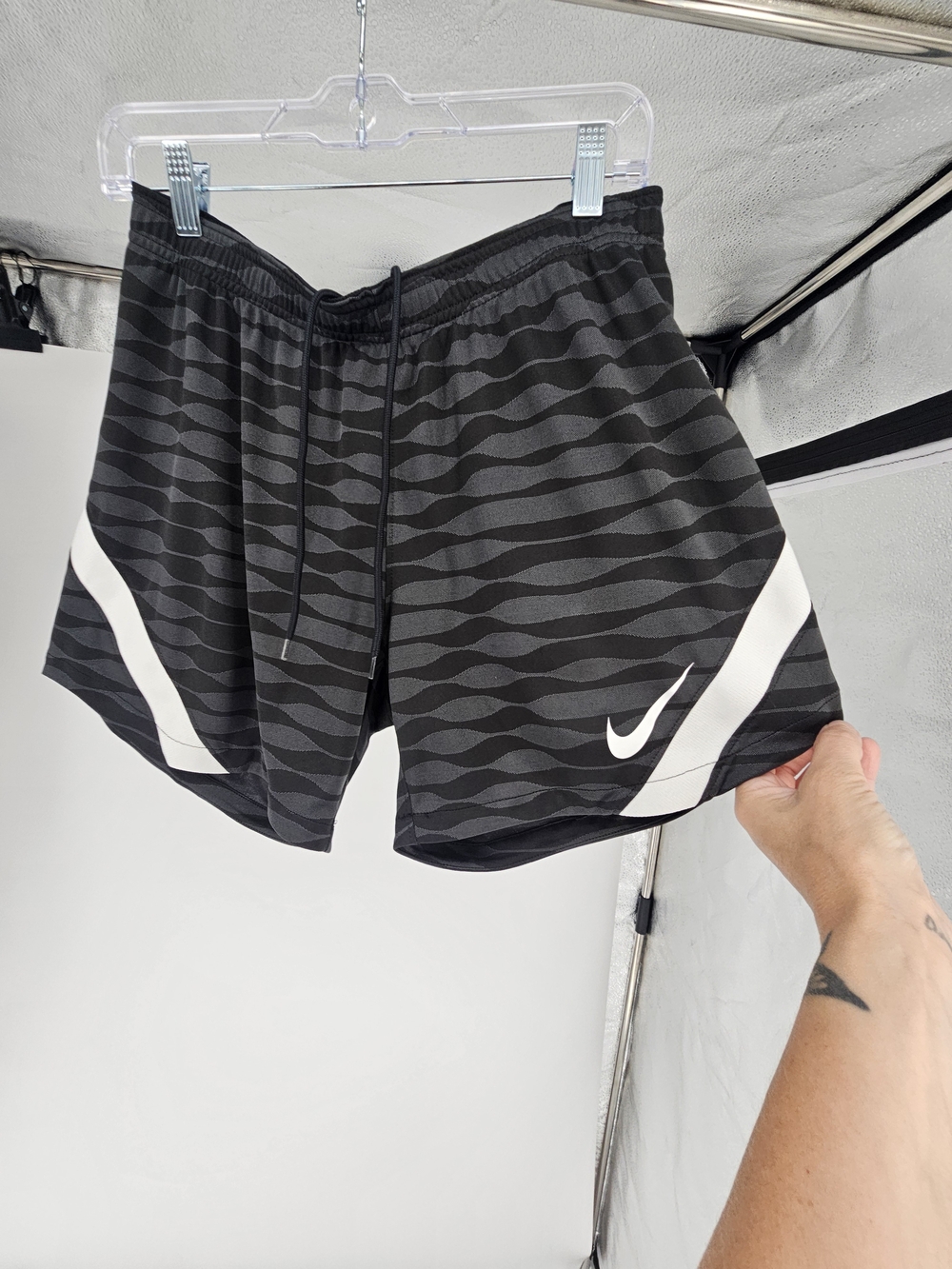 Nike Men’s Black Wave-Print Athletic Shorts with White Swoosh